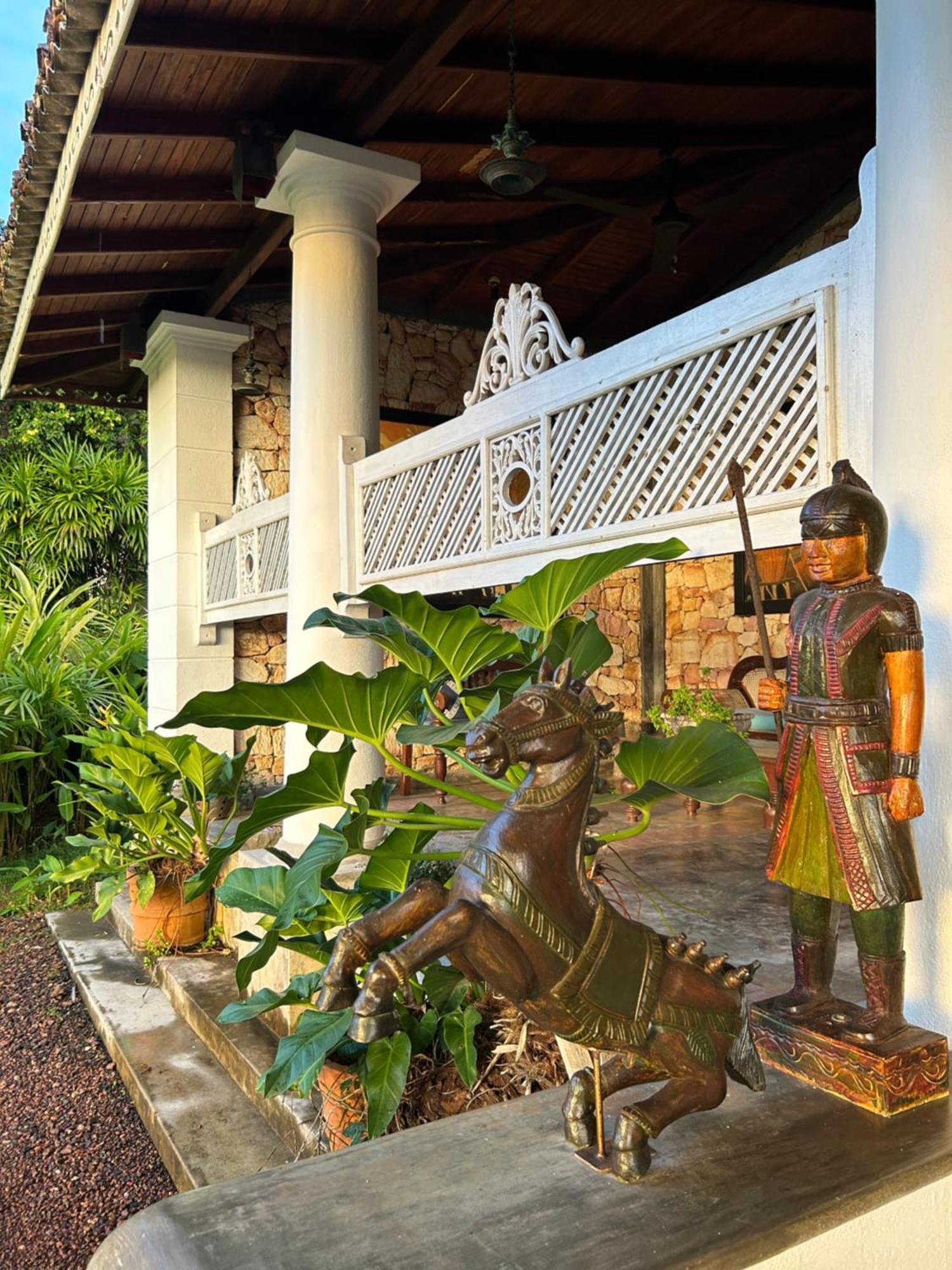 Villa Kubura Hikkaduwa Exterior foto
