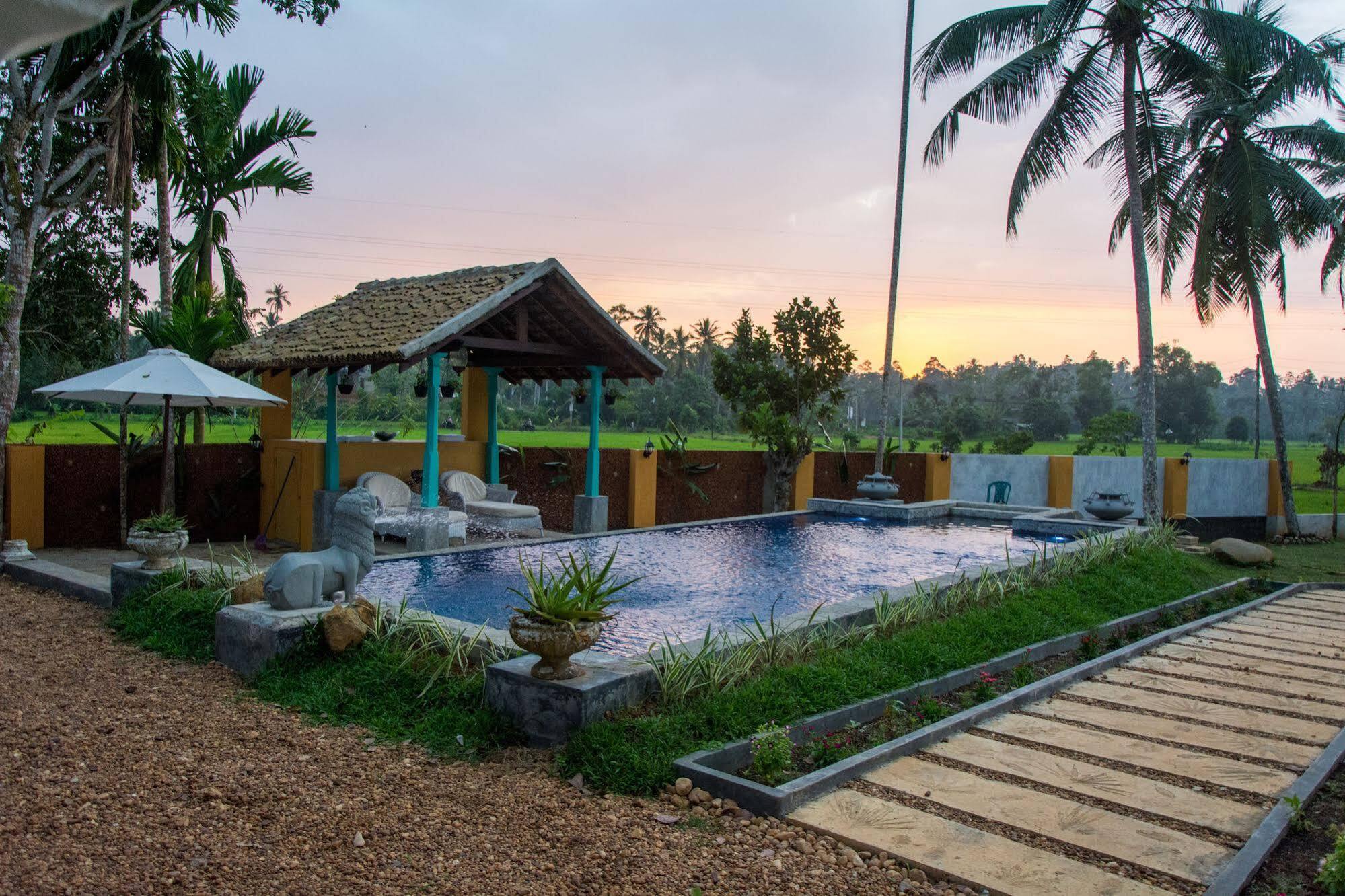 Villa Kubura Hikkaduwa Exterior foto